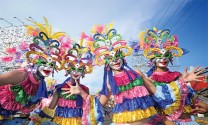 Lễ hội “vui vẻ” sặc sỡ nhất châu Á